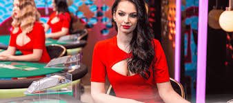 Bàn chơi Live Casino với dealer thật tại 789wn trên thiết bị di động